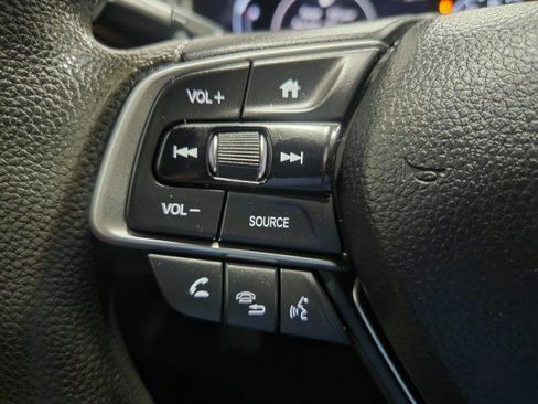 Used 2020 Honda Accord LX image 42