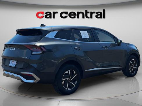 Used 2023 Kia Sportage LX AWD/4WD image 5
