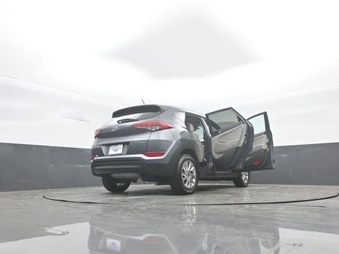 Used 2016 Hyundai Tucson SE w/ Option Group 02 image 43