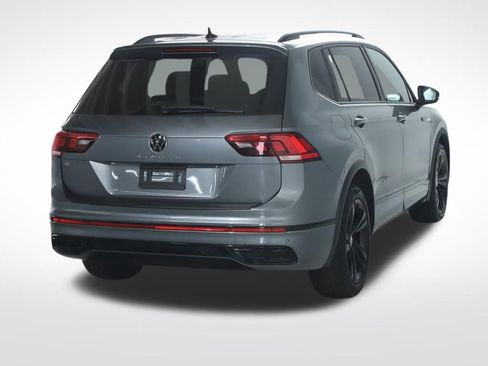 Used 2023 Volkswagen Tiguan SE R-Line FWD image 53