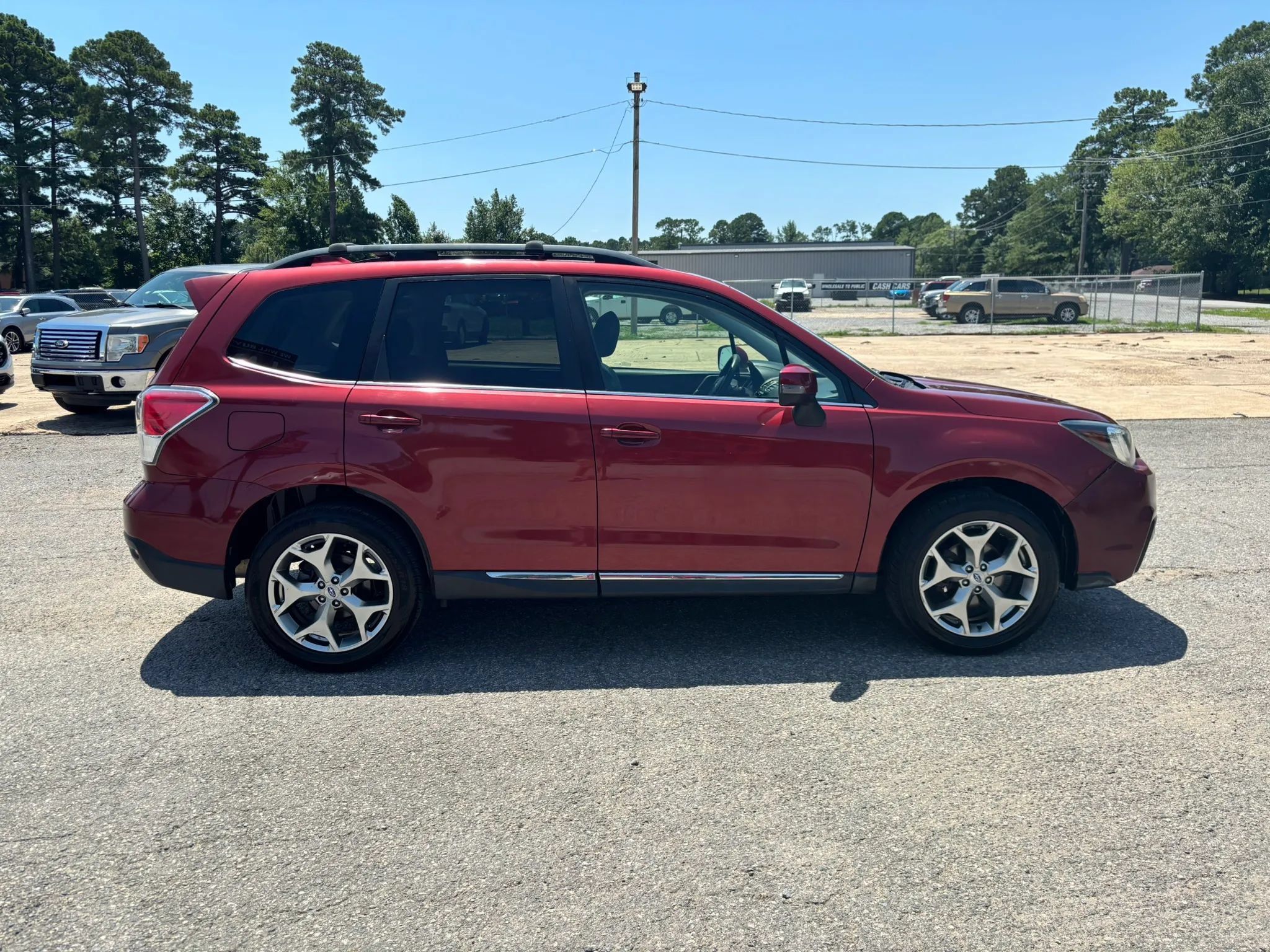 Used 2017 Subaru Forester 2.5i Touring w/ Popular Package #2 AWD/4WD image 6