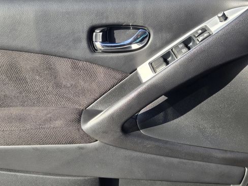 Used 2014 Nissan Murano SV FWD image 21
