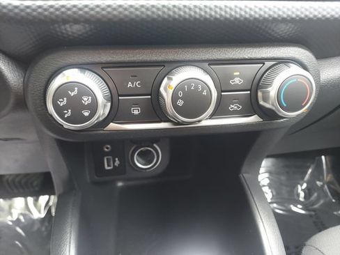 Used 2024 Nissan Kicks S FWD image 21