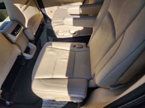 Used 2016 Toyota Highlander Limited image 14