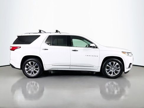 Used 2018 Chevrolet Traverse Premier image 9