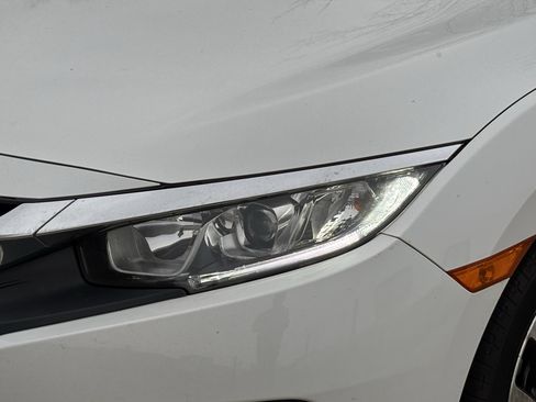 Used 2017 Honda Civic EX image 6