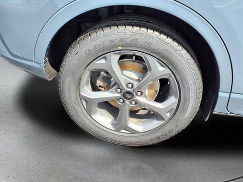 Used 2023 Ford Escape ST-Line image 9