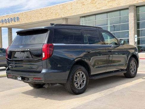 Used 2025 Ford Expedition Active RWD image 22
