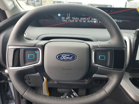 New 2026 Ford Expedition Active RWD image 16