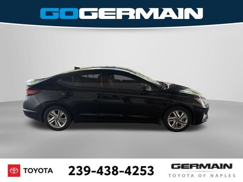 Used 2019 Hyundai Elantra SEL FWD image 4