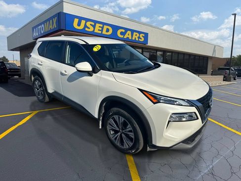 Used 2023 Nissan Rogue SV AWD/4WD image 4