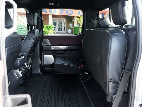 Used 2023 Ford F150 Lariat w/ Equipment Group 502A High image 42