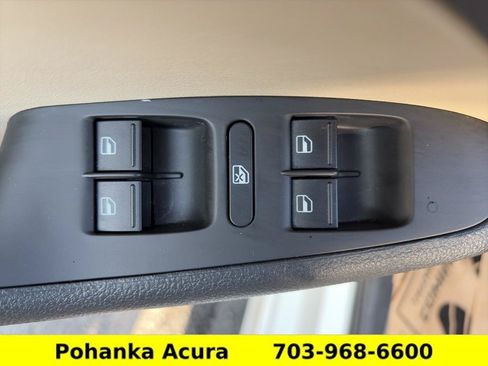 Used 2017 Volkswagen Jetta SE FWD image 23