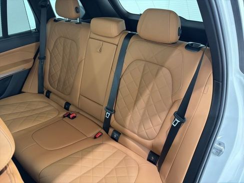 Certified 2023 BMW X5 xDrive40i w/ M Sport Package image 16