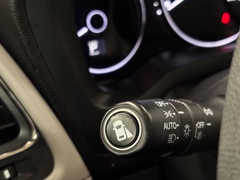 Used 2016 Honda HR-V EX image 34