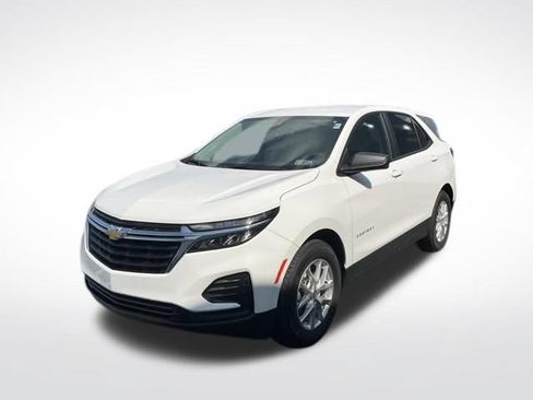 Used 2023 Chevrolet Equinox LS w/ LS Convenience Package FWD image 11