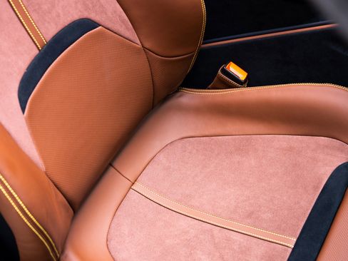 Used 2025 Ferrari Roma Spider image 30