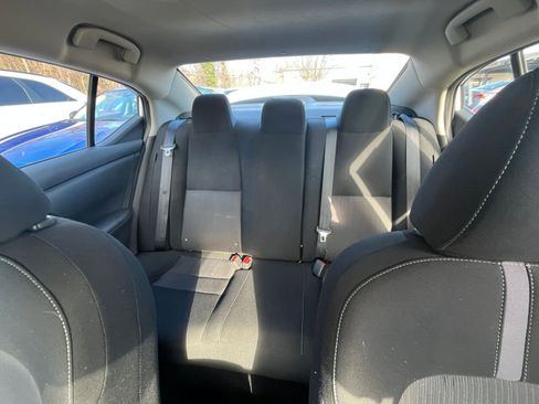 Used 2025 Nissan Sentra SV image 32