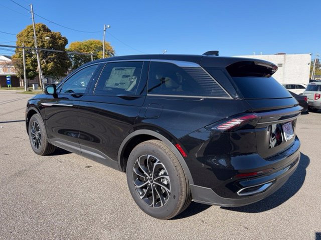 New 2026 Lincoln Nautilus Premier w/ Equipment Group 102A AWD/4WD image 8