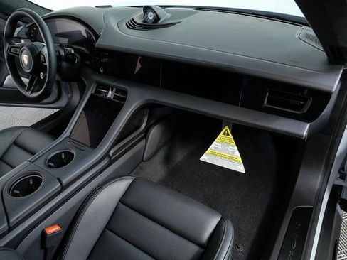 New 2026 Porsche Taycan GTS image 24