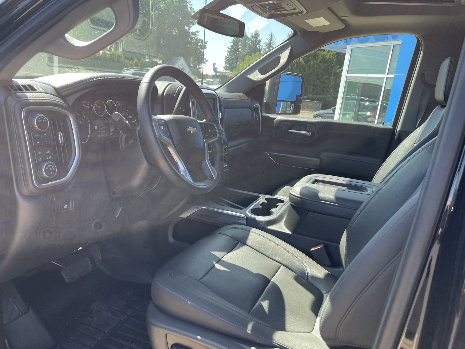 Used 2020 Chevrolet Silverado 2500 LTZ w/ LTZ Plus Package AWD/4WD image 11