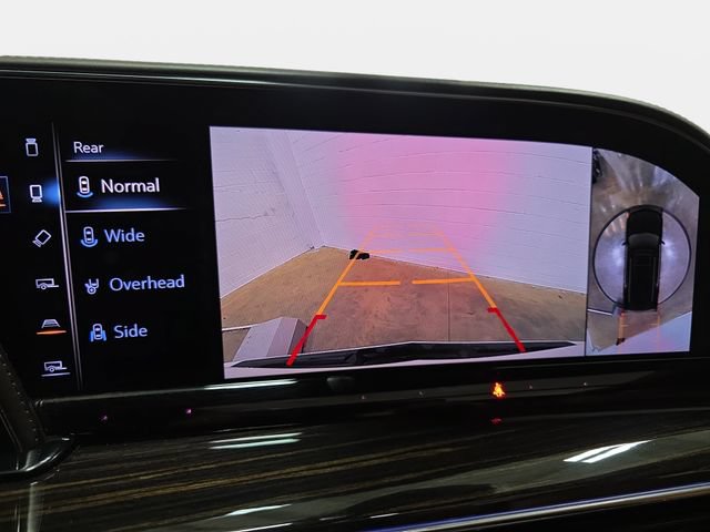 Used 2021 Cadillac Escalade Sport w/ Driver Assist Tech Package AWD/4WD image 23