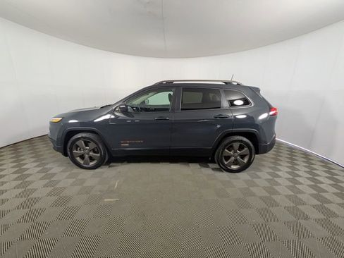 Used 2016 Jeep Cherokee 75th Anniversary AWD/4WD image 15