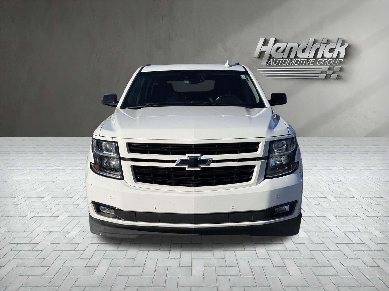 Used 2018 Chevrolet Tahoe LT w/ Luxury Package RWD image 3