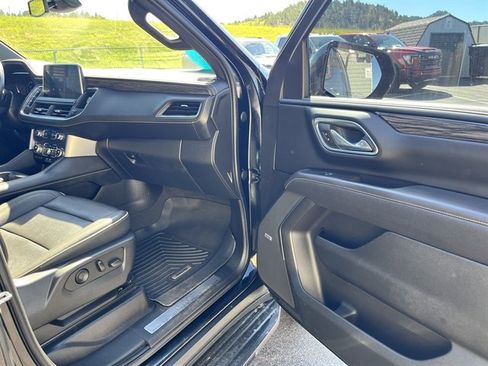 Used 2023 GMC Yukon XL SLT AWD/4WD image 34