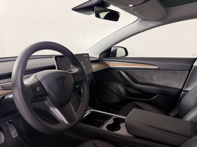 Used 2022 Tesla Model 3 RWD image 4