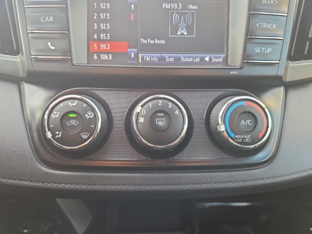 Used 2018 Toyota RAV4 LE w/ All Weather Liner Package AWD/4WD image 22