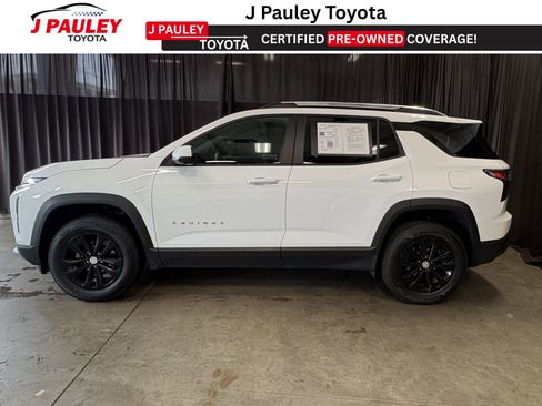 Used 2025 Chevrolet Equinox LT w/ Convenience Package II FWD image 2