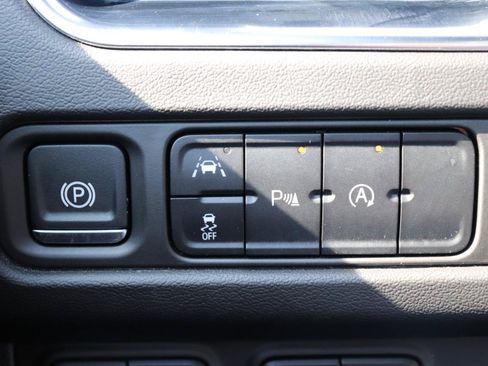 Used 2024 Chevrolet Tahoe LT AWD/4WD image 44