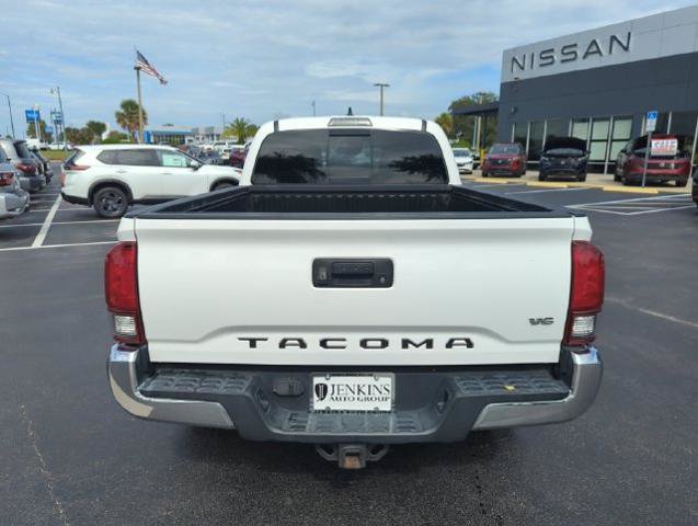 Used 2019 Toyota Tacoma TRD Off-Road AWD/4WD image 7