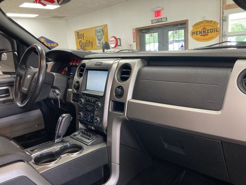 Used 2014 Ford F150 Raptor w/ Equipment Group 801A Luxury AWD/4WD image 24