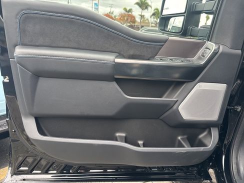 Used 2026 Ford F450 Platinum w/ FX4 Off-Road Package image 22