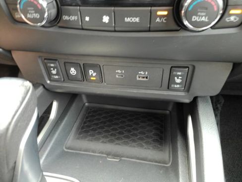 Used 2022 Nissan Frontier SV RWD image 43