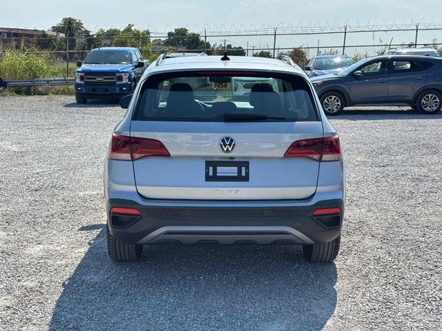 Used 2023 Volkswagen Taos S FWD image 8