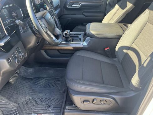 Used 2024 Chevrolet Silverado 1500 LT Trail Boss w/ Protection Package image 14