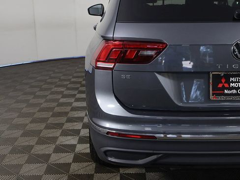 Used 2024 Volkswagen Tiguan SE w/ Panoramic Sunroof Package AWD/4WD image 15