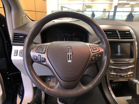 Used 2015 Lincoln MKX FWD w/ Equipment Group 102A image 13