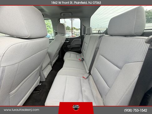 Used 2018 Chevrolet Silverado 1500 Custom w/ Custom Value Package AWD/4WD image 16