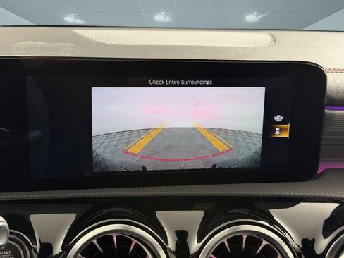 Used 2021 Mercedes-Benz CLA 35 AMG 4MATIC image 23