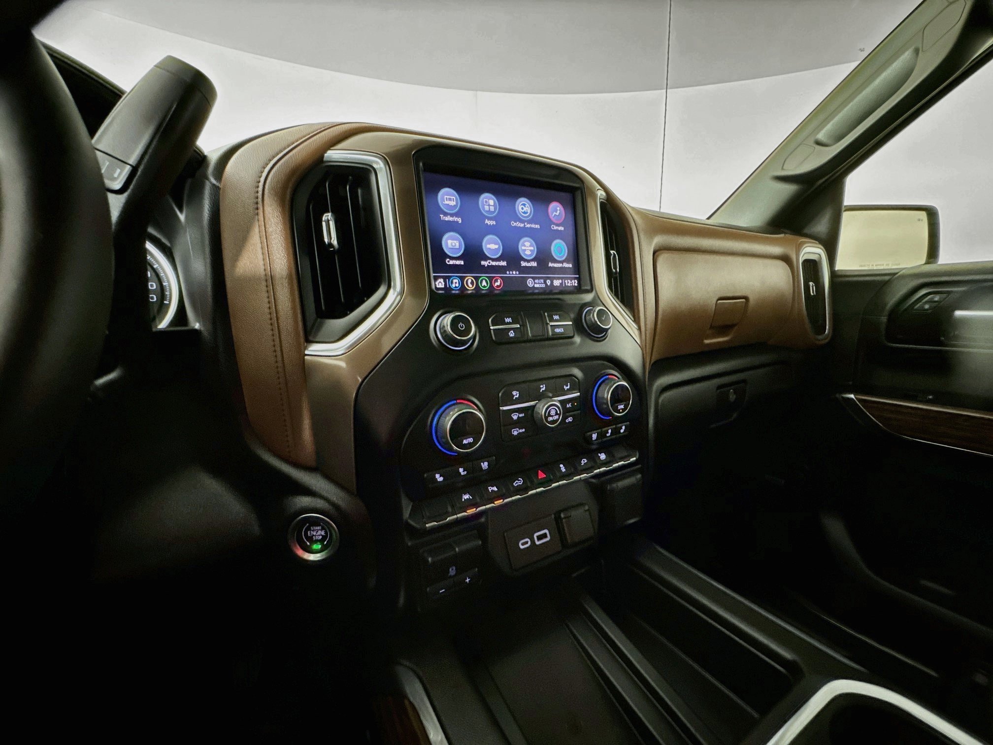 Used 2022 Chevrolet Silverado 1500 High Country w/ LPO, Dark Essentials Package AWD/4WD image 16