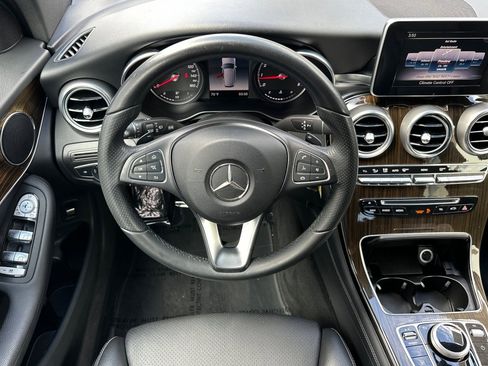 Used 2018 Mercedes-Benz GLC 300 image 13