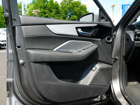 Used 2026 Acura MDX w/ Technology Package AWD/4WD image 16