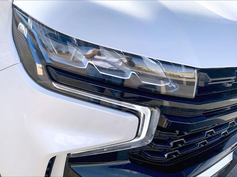 Used 2024 Chevrolet Tahoe Z71 w/ Luxury Package image 27