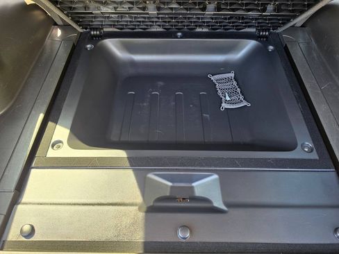 Used 2015 Nissan Xterra X RWD image 23
