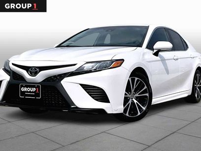 Certified 2020 Toyota Camry SE w/ Convenience Package