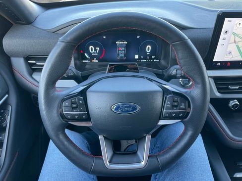 Used 2025 Ford Explorer ST-Line image 25